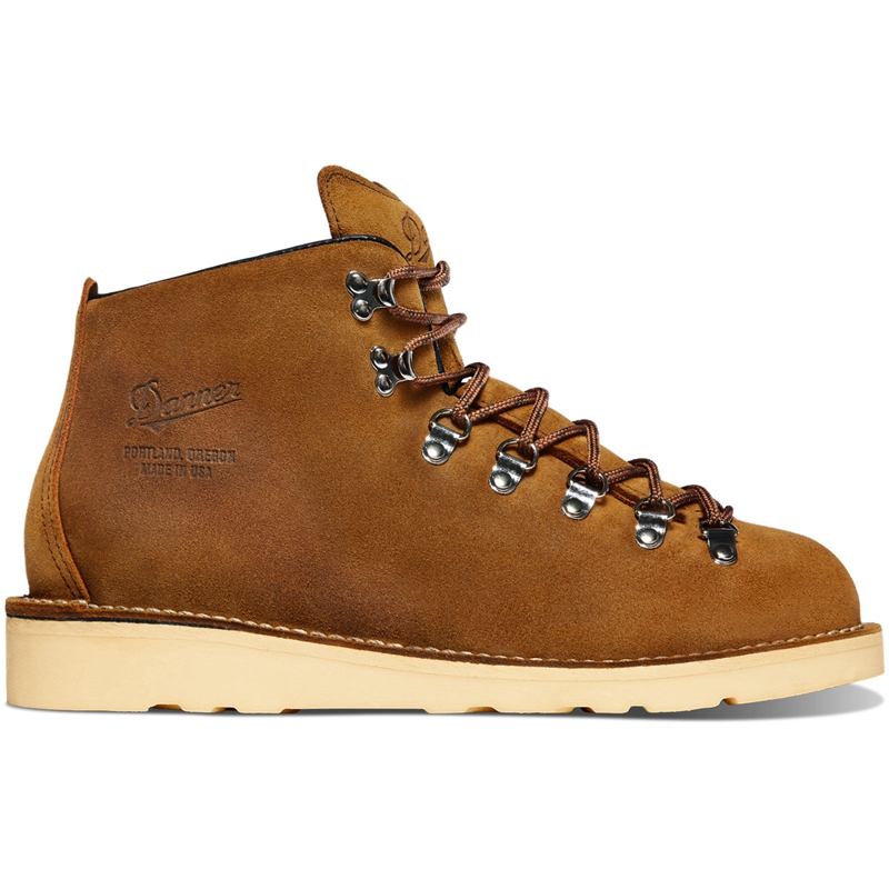 Brown Danner Mountain Light Men\'s Work Boots | OHZQRMY-56